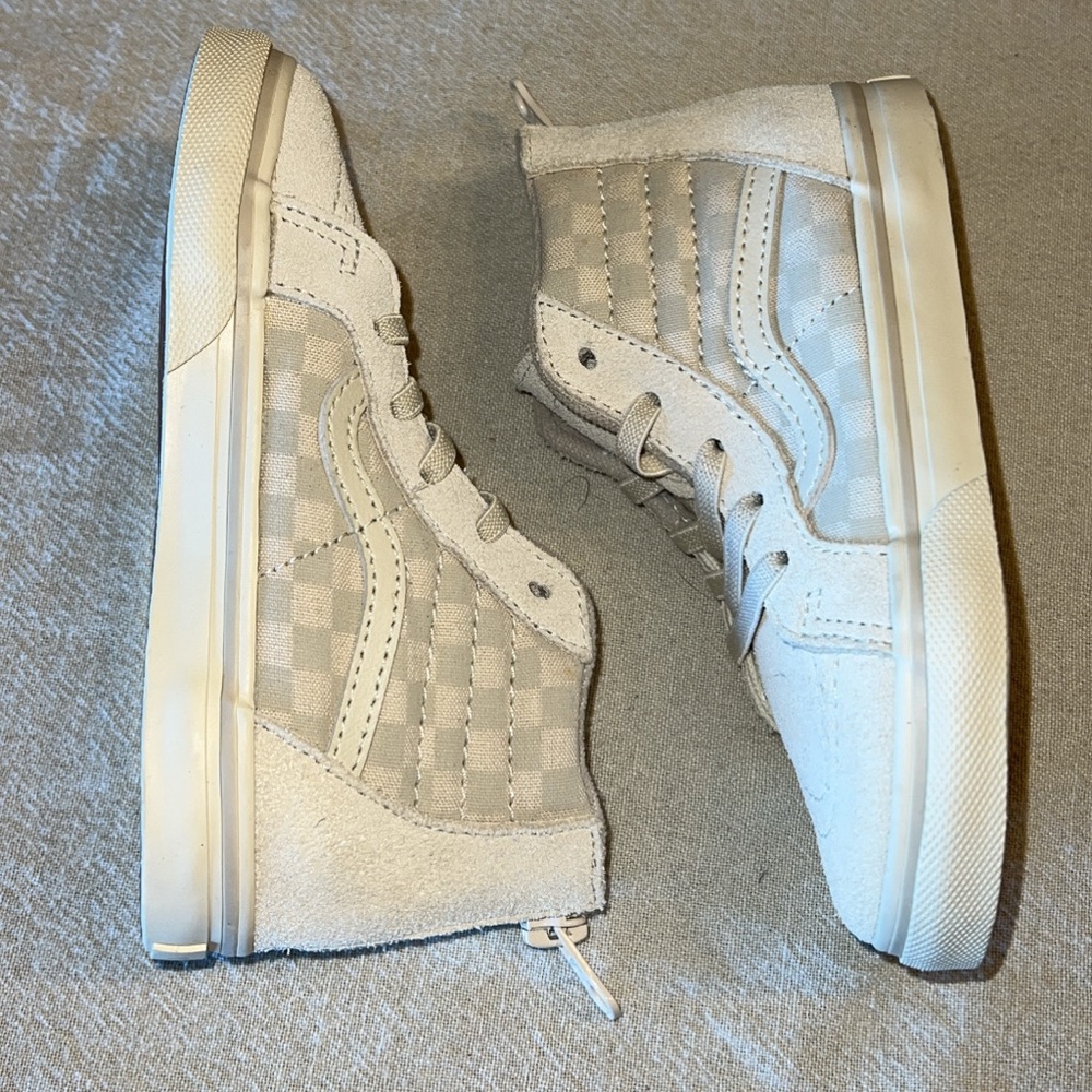 Beige Vans